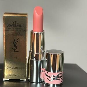 Yves Saint Laurent
Loveshine Lip Oil Stick in Color: 44 Nude 1.3gm mini